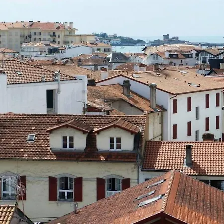 Moderne Au Centre-ville Avec Parking A - Fr-1-4-646 * Saint-Jean-de-Luz